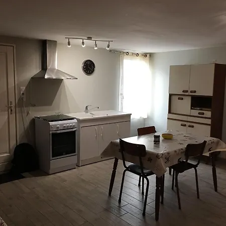 Cosy A Ville-au-val, Proche Nancy Et Metz, Randonnees, 1 Chambre, Parking Et Terrain Prive. - Fr-1-584-111 Holiday home Ville-au-Val
