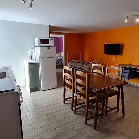 Casa di campagna Cosy à Ville-au-val, Proche Nancy Et Metz, Randonnées, 1 Chambre, Parking Et Terrain Privé. - Fr-1-584-111