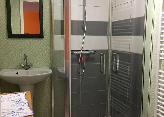 Cosy A Ville-au-val, Proche Nancy Et Metz, Randonnees, 1 Chambre, Parking Et Terrain Prive. - Fr-1-584-111